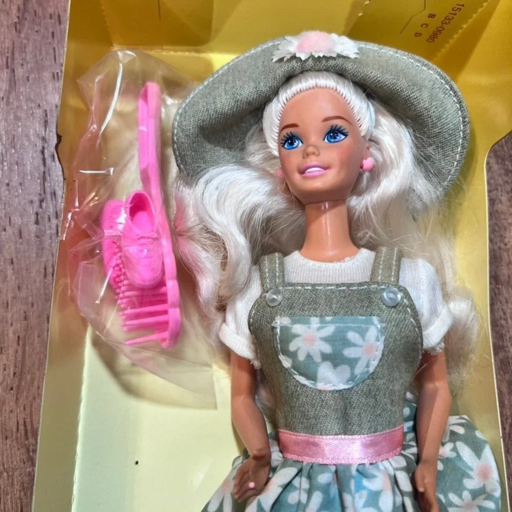 Mattel Sweet Daisy Barbie Doll 15133 1995 Special Military Edition Vintage‎